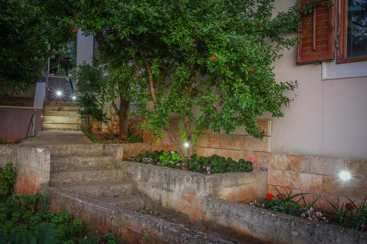 Keko Supetar Exterior foto